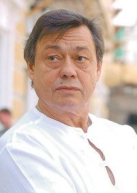 Николай Петрович  Караченцов
