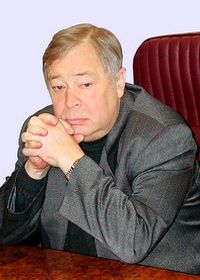 Олег Модников